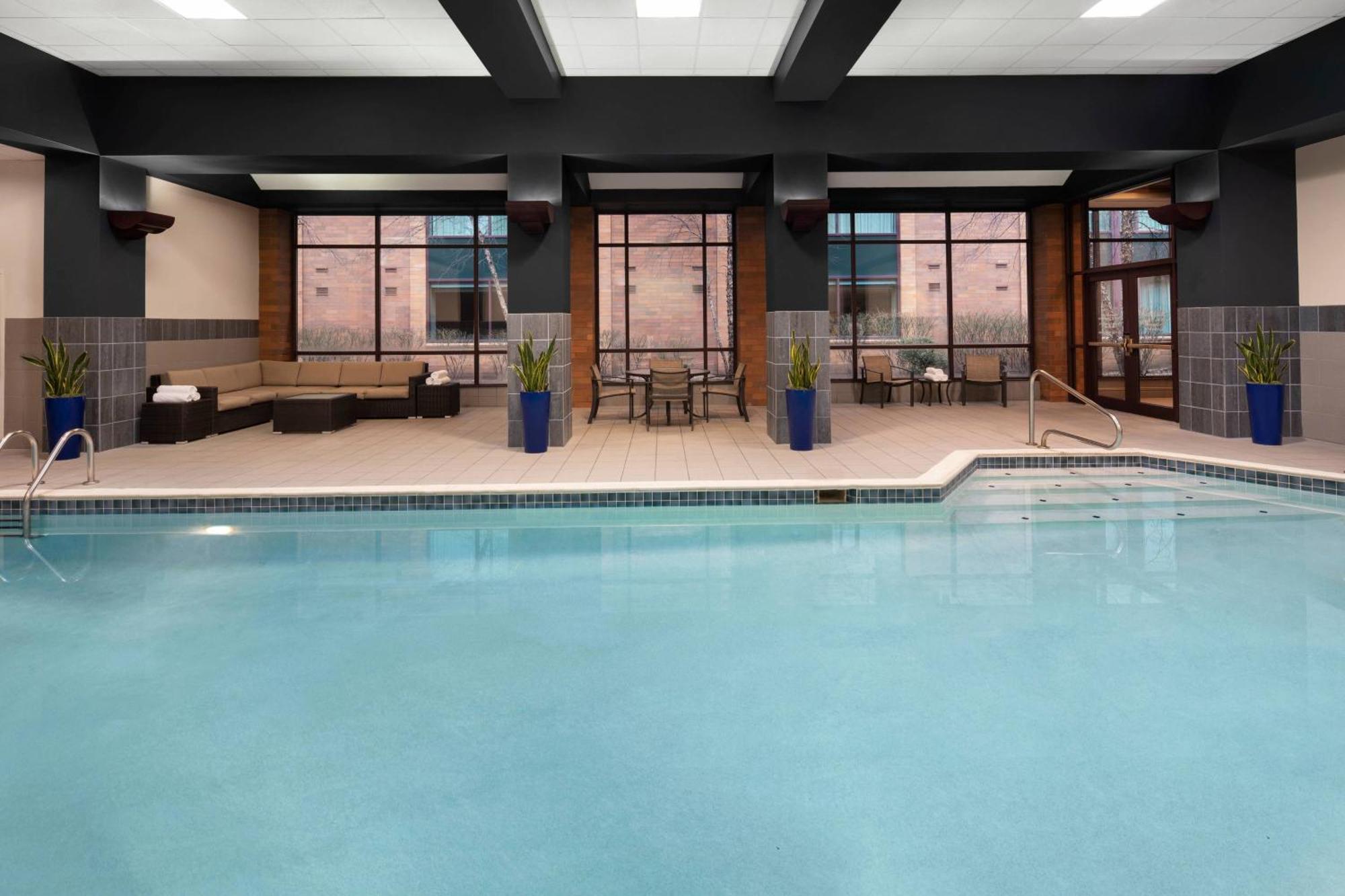 Cleveland Marriott East Hotel Warrensville Heights Ngoại thất bức ảnh