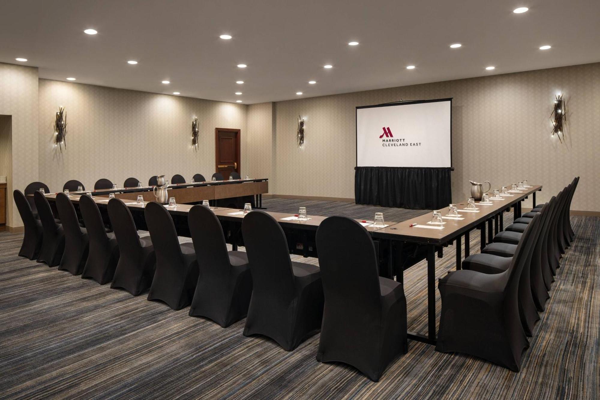 Cleveland Marriott East Hotel Warrensville Heights Ngoại thất bức ảnh